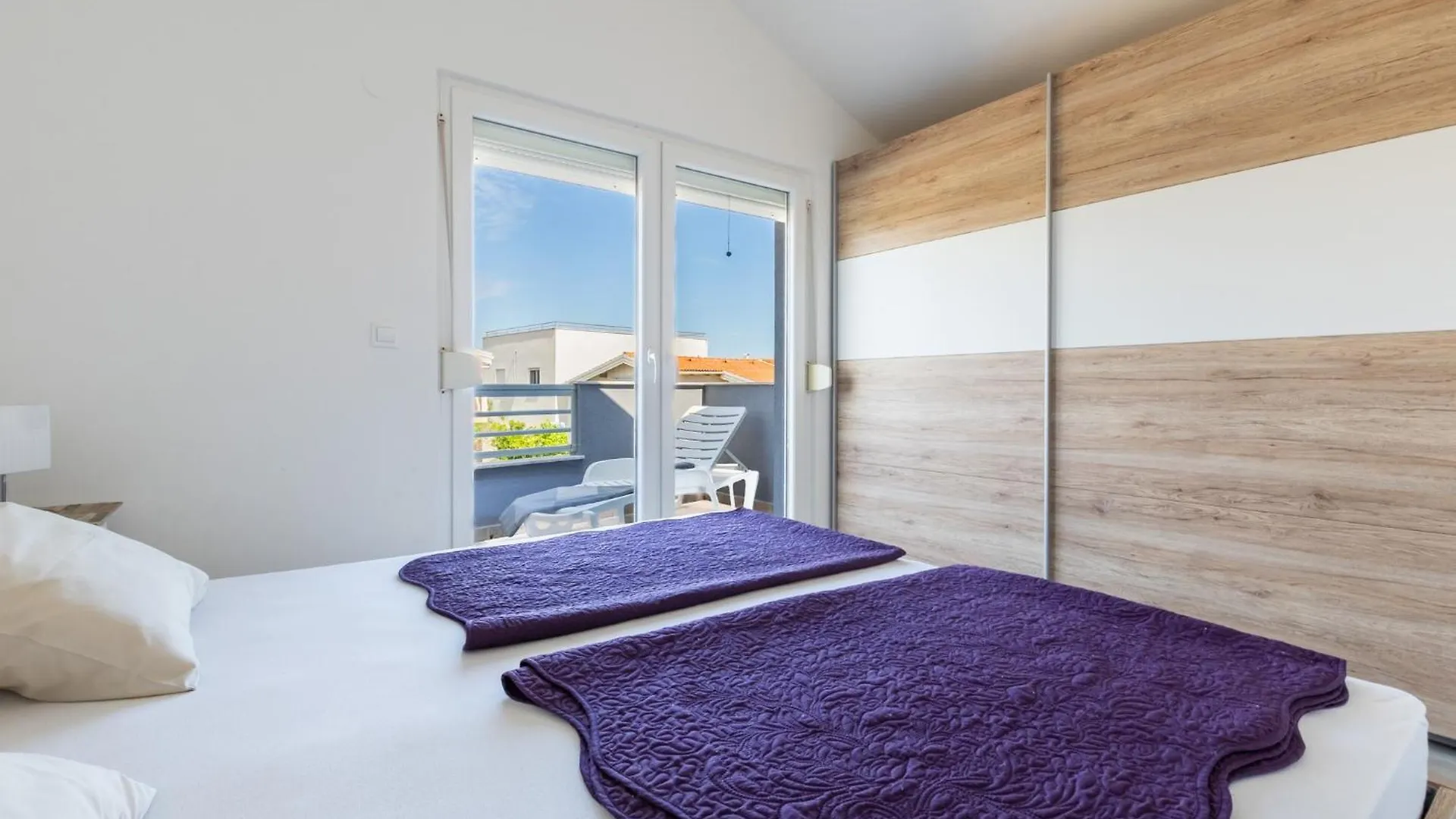 Apartment Horjan Vir 0*,